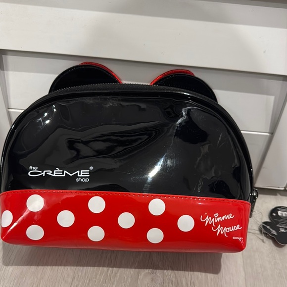 Disney Red and Black Minnie Mouse Makeup Bag - Picture 3 of 8